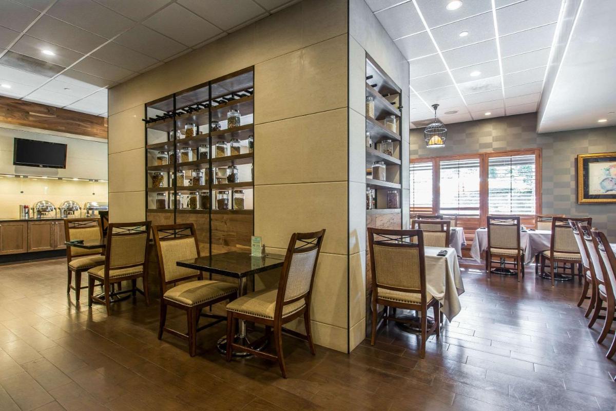 The Hills Hotel, an IHG Hotel - Housity