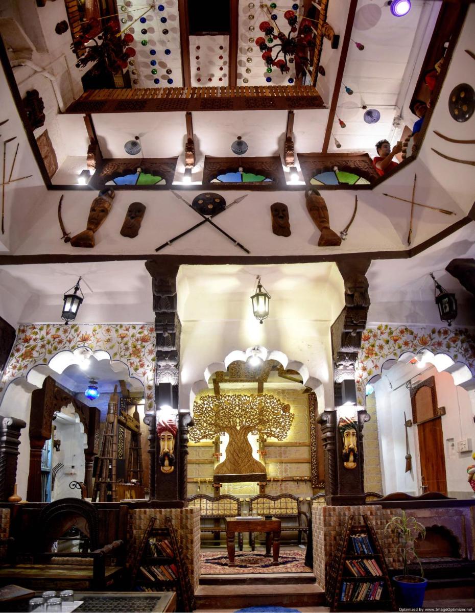 Castle View Heritage Haveli - Housity
