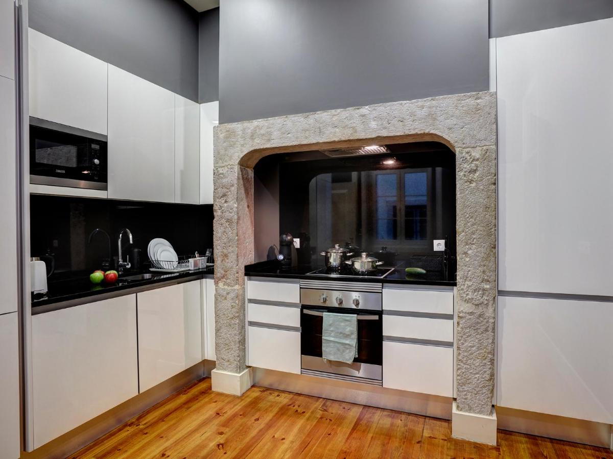 Lisbon Canaan Boutique Apartments Fanqueiros 114 by Get Your Stay - Hizvo