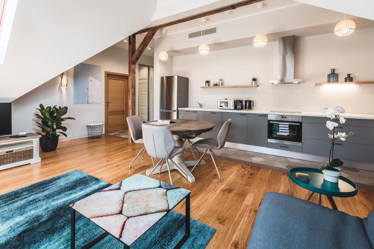 Riga Lux Apartments - Skolas - Hizvo