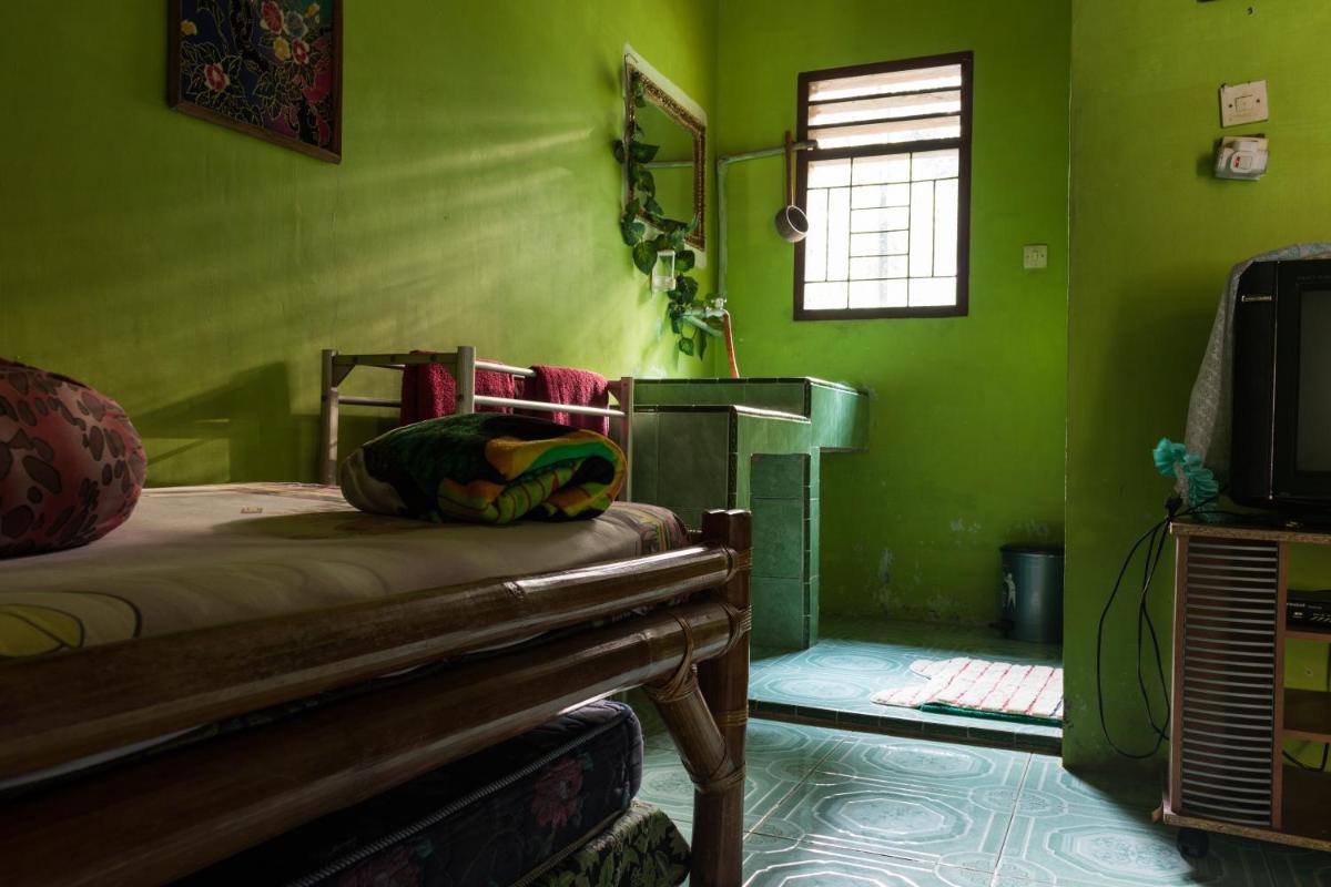 Rain Forest Guest House and Jungle Trekking - Housity