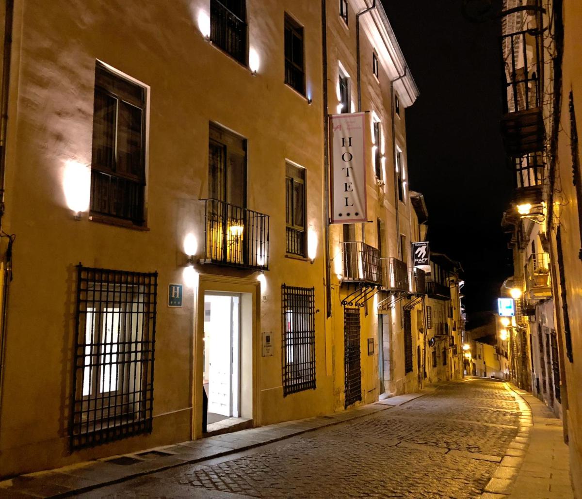 El barrio de los alrededores o un barrio cerca de este hotel