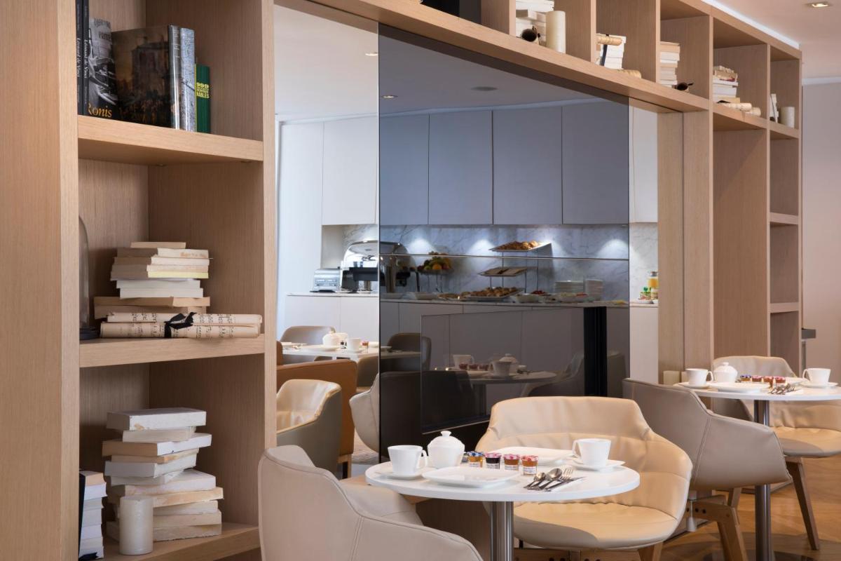 Plateau bouilloire dans l'établissement Hôtel R de Paris - Boutique Hotel