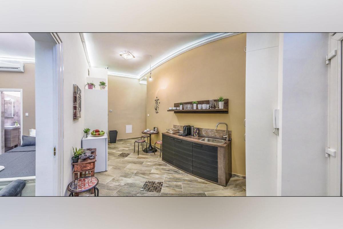 Platanus Guesthouse - Housity