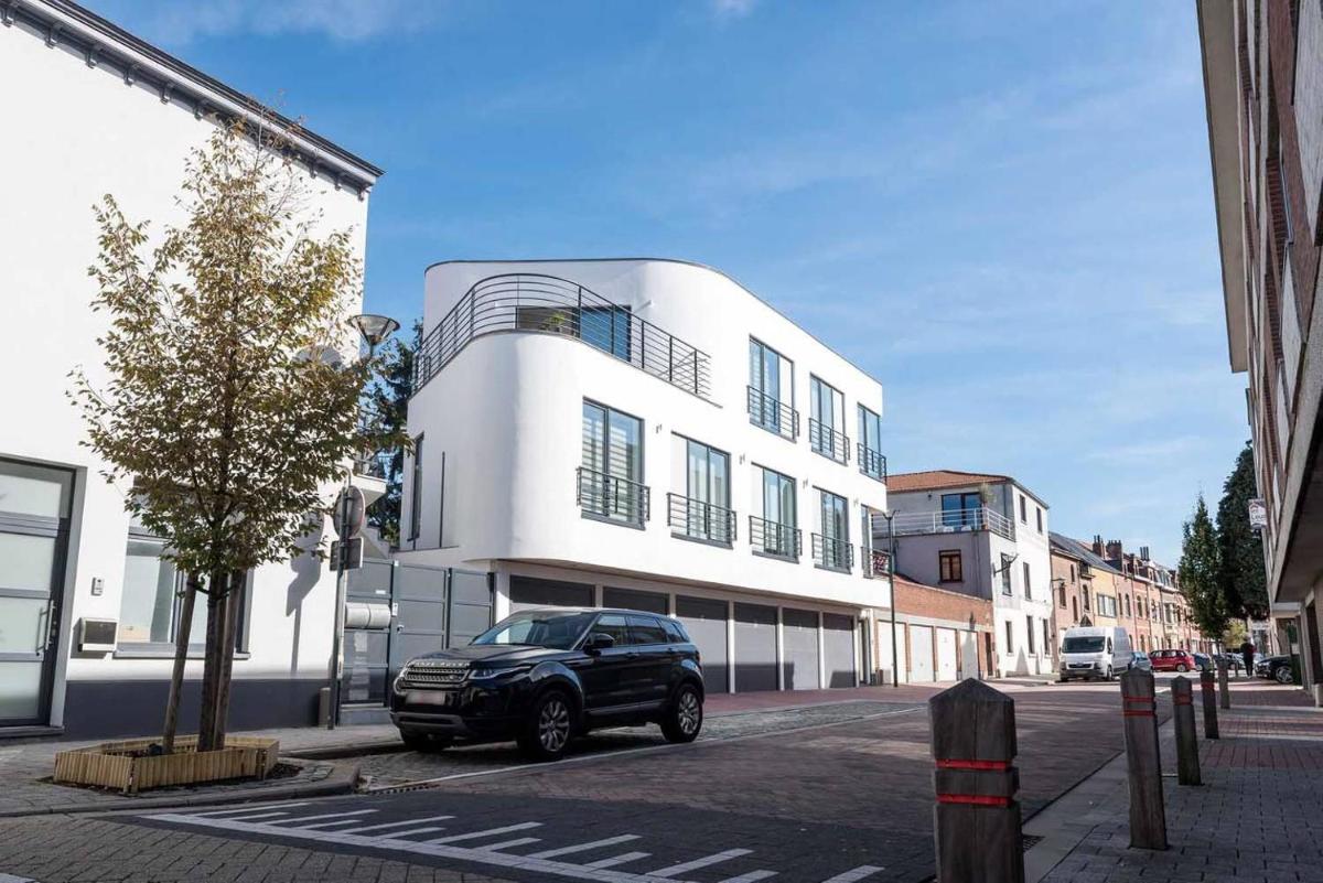 Studio Brussels Airport - South - Housity