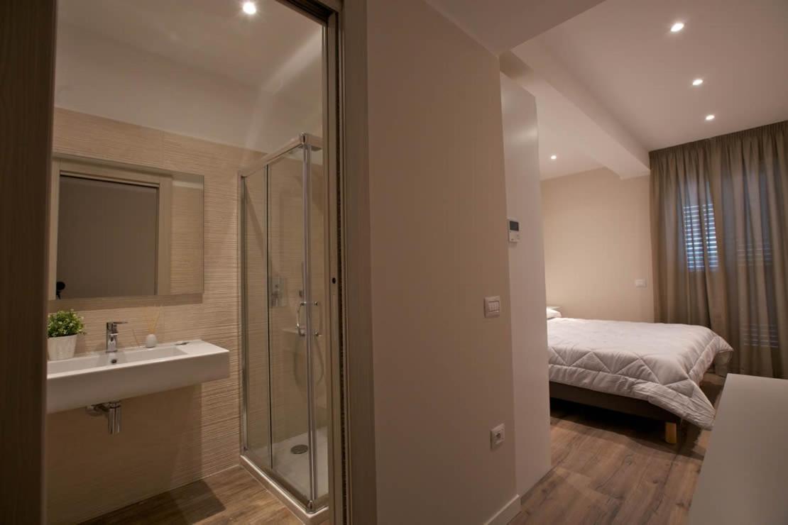 Onorati Hotel - Housity