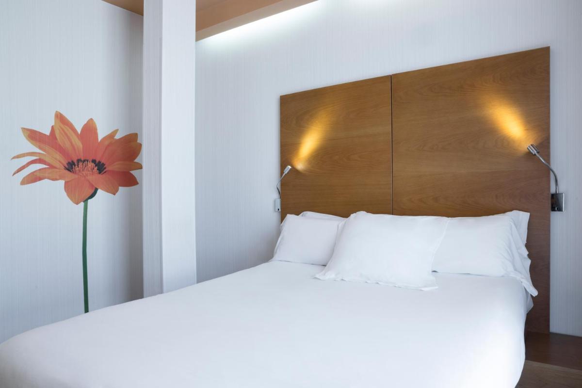 Petit Palace Plaza Málaga - Housity