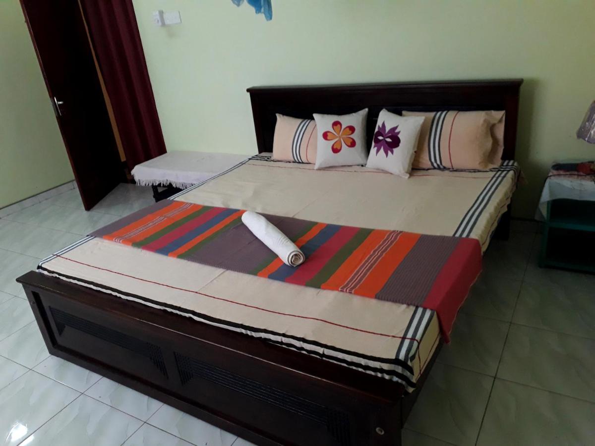 Nisala Villa - MIDIGAMA - Housity