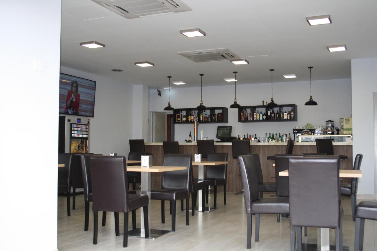 Hotel Mar de Aragón - Housity