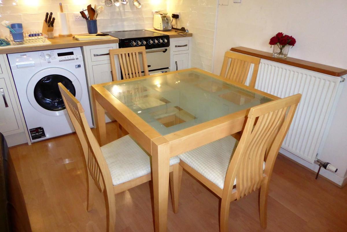 Skene Terrace Apartments - Housity