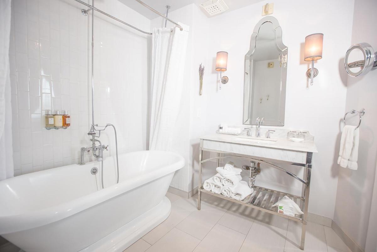 The Culver Hotel - Housity