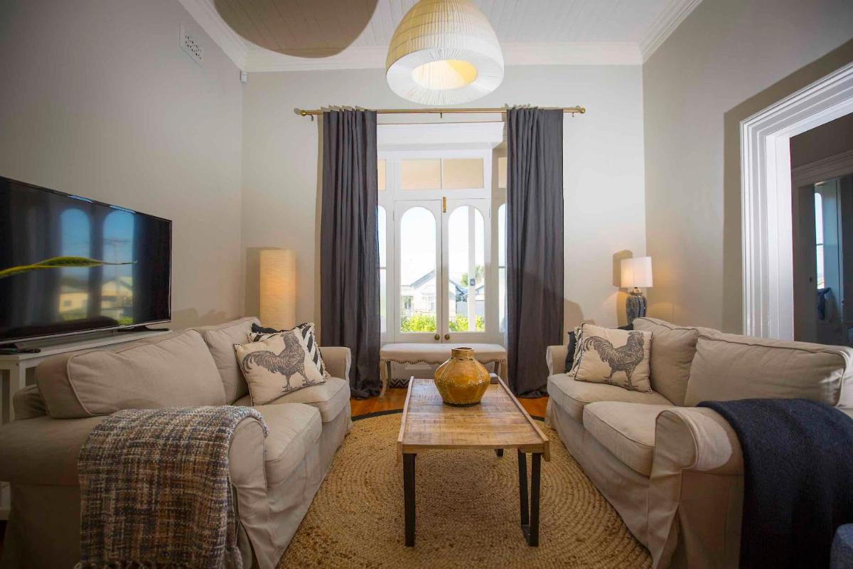 Camellia Cottage - Housity