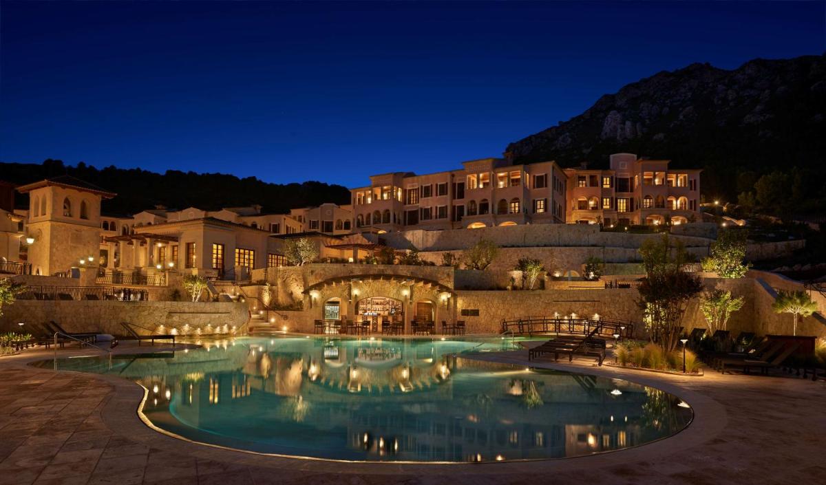 Piscina en o cerca de CAP VERMELL GRAND HOTEL