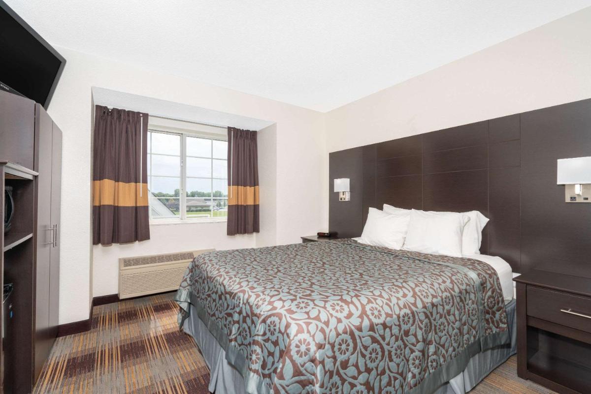 Days Inn by Wyndham Faribault - Housity