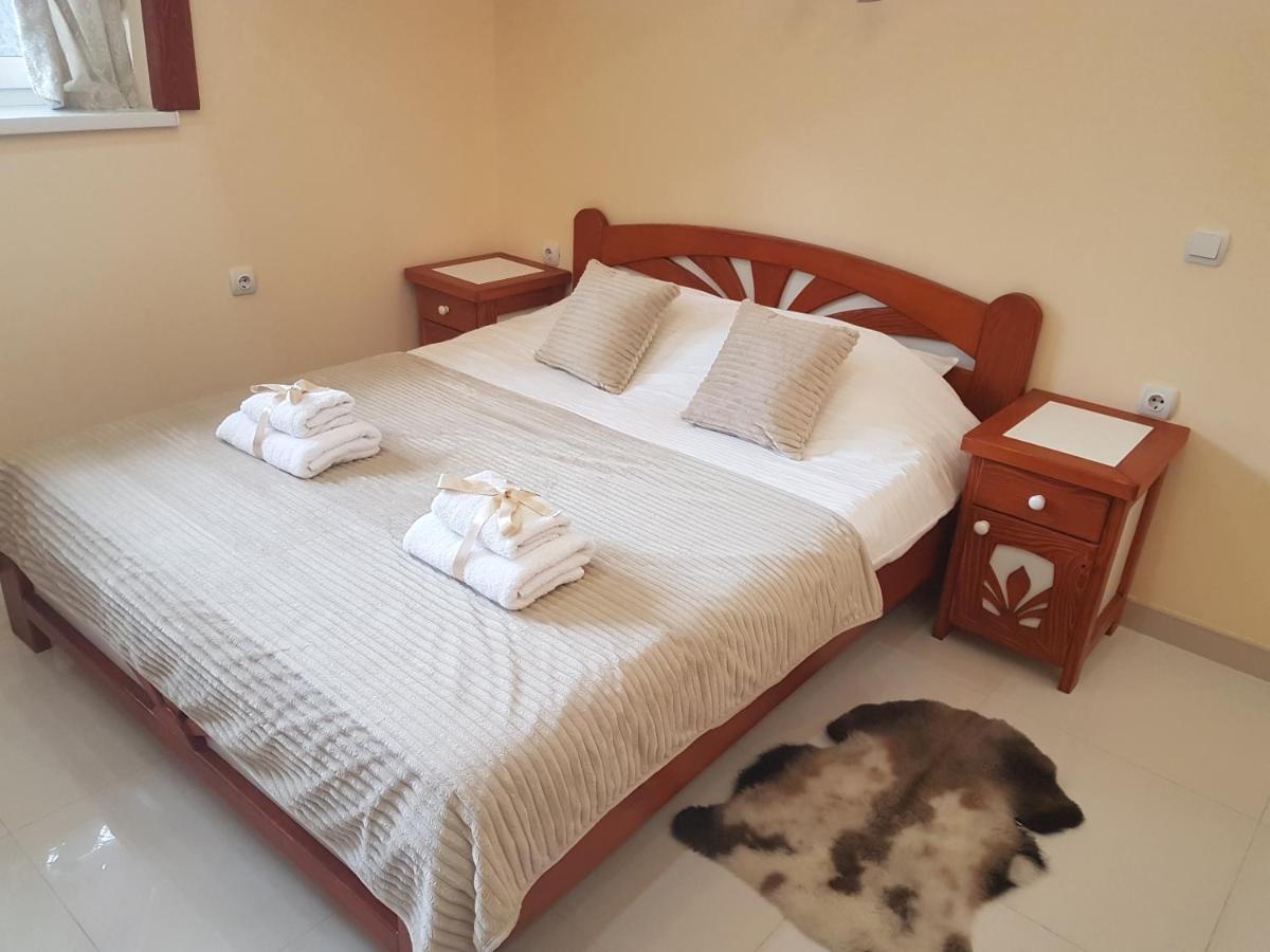 Apartment Jana 1 - Housity