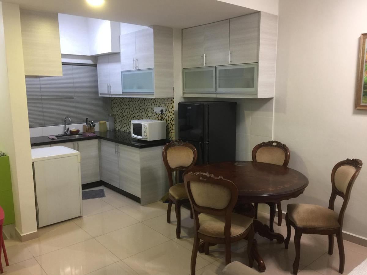 3 bedroom Paul Meranti A-407 Rainforest Genting Highland Home - Housity
