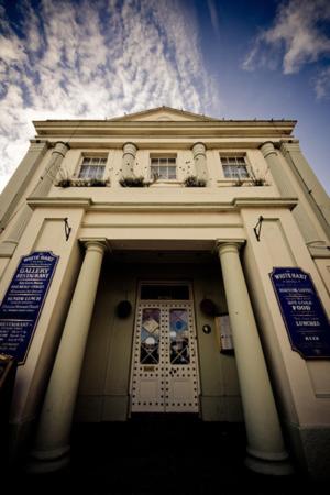 The White Hart Hotel - Housity