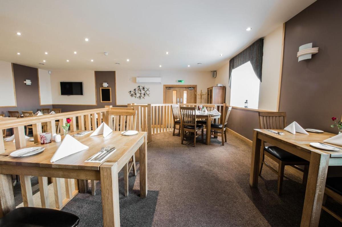 Seaview Hotel - Housity