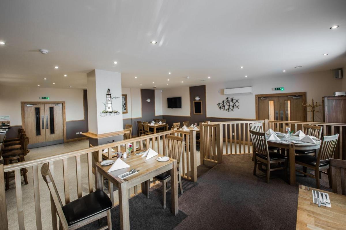 Seaview Hotel - Housity