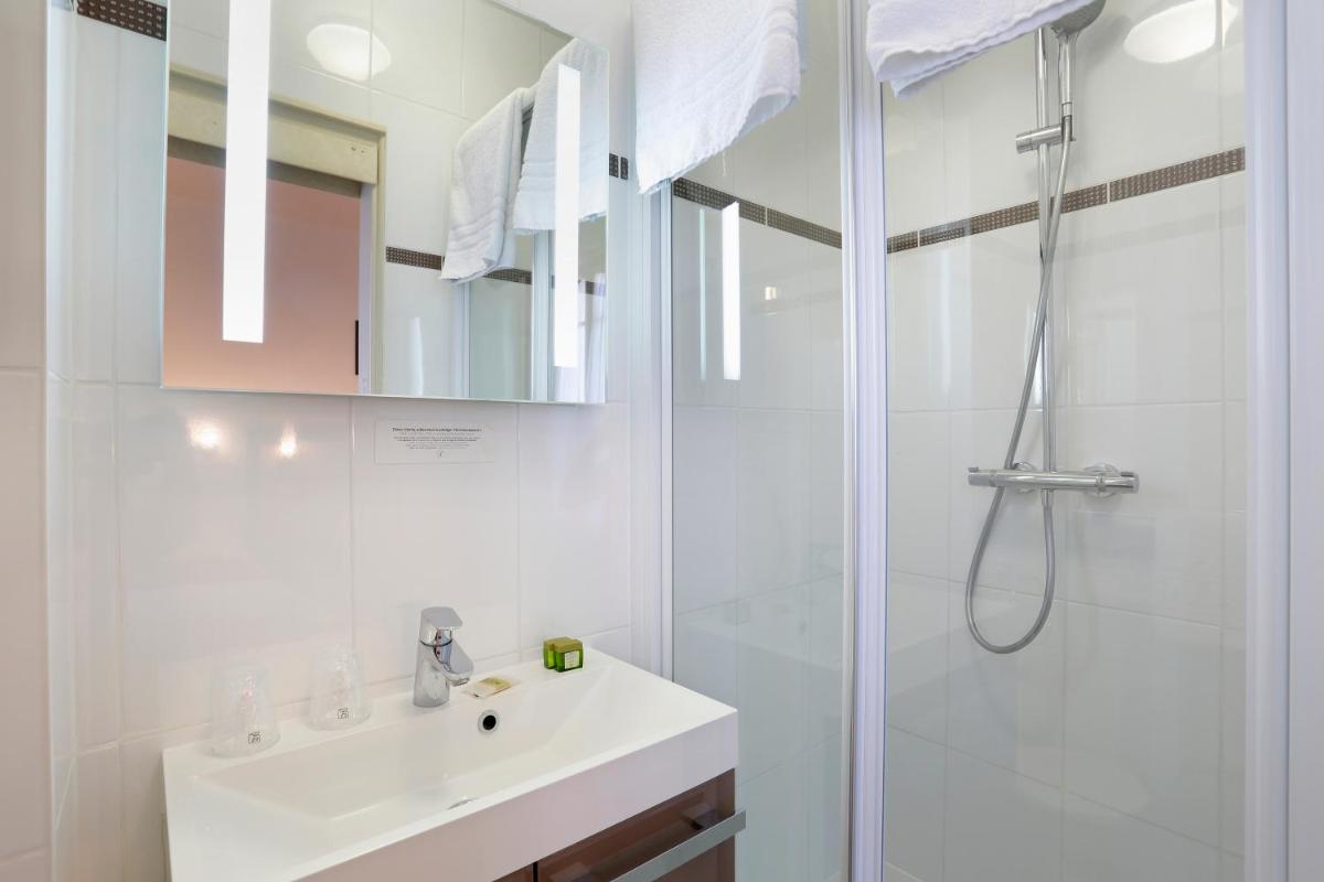 HOTEL LES MARRONNIERS - Housity