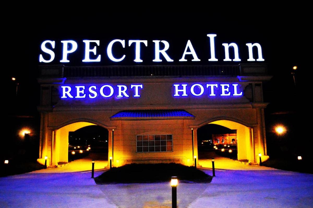 Spectra Inn Hotel - Housity