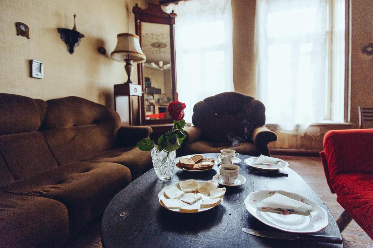 Vintage Room 1905 - Housity