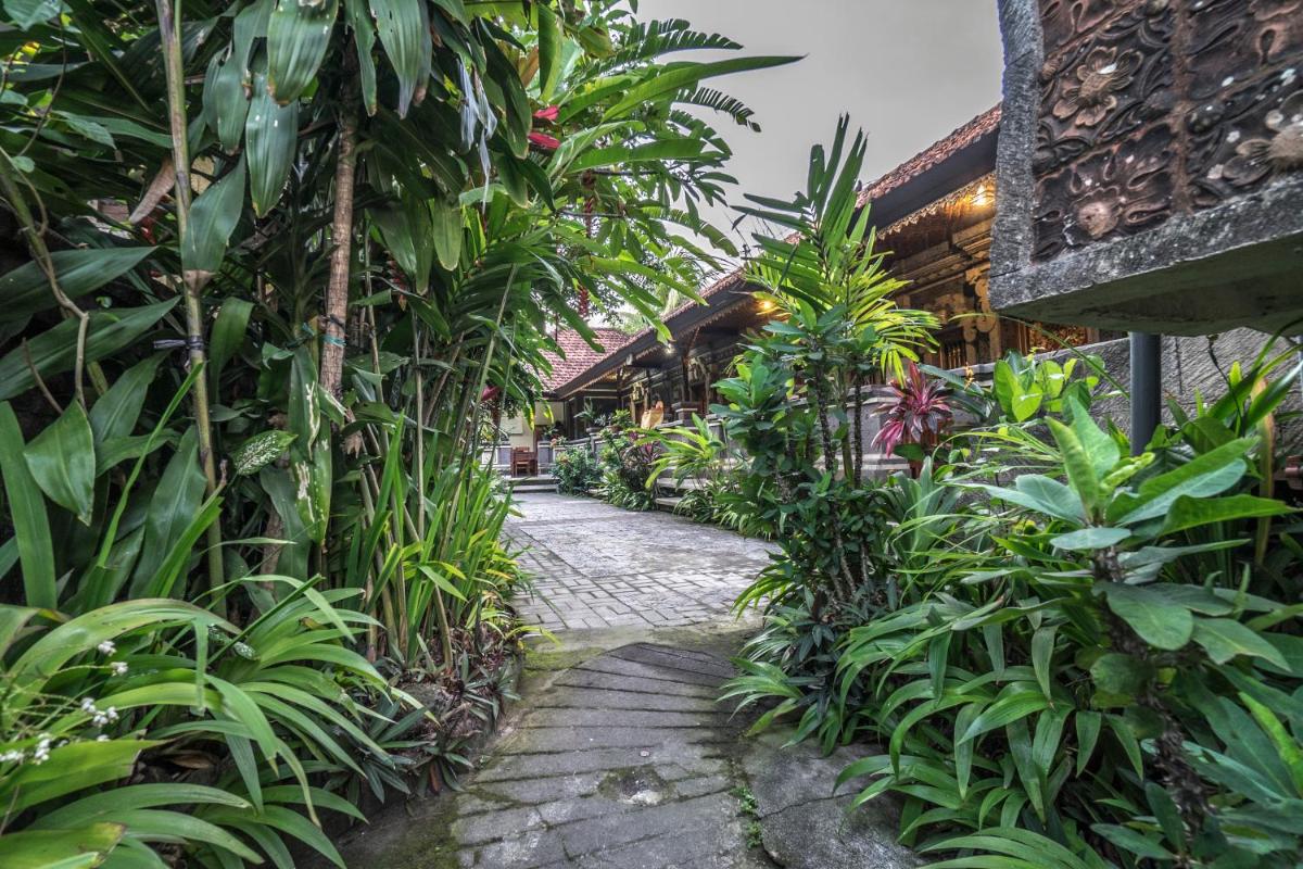 Suitetrails - Tegar Guest House Ubud