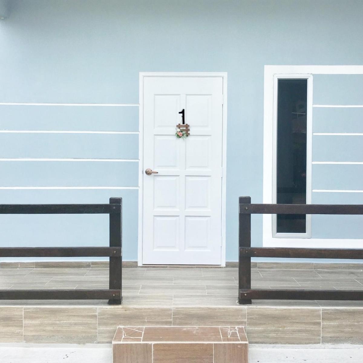 Suitetrails - Rumah Tamu Noorhani-Guesthouse Lorong Hj Sarji, Parit Raja