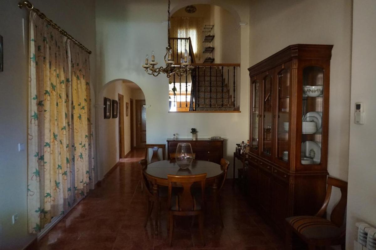 Suitetrails - Chalet Familiar con Piscina Privada