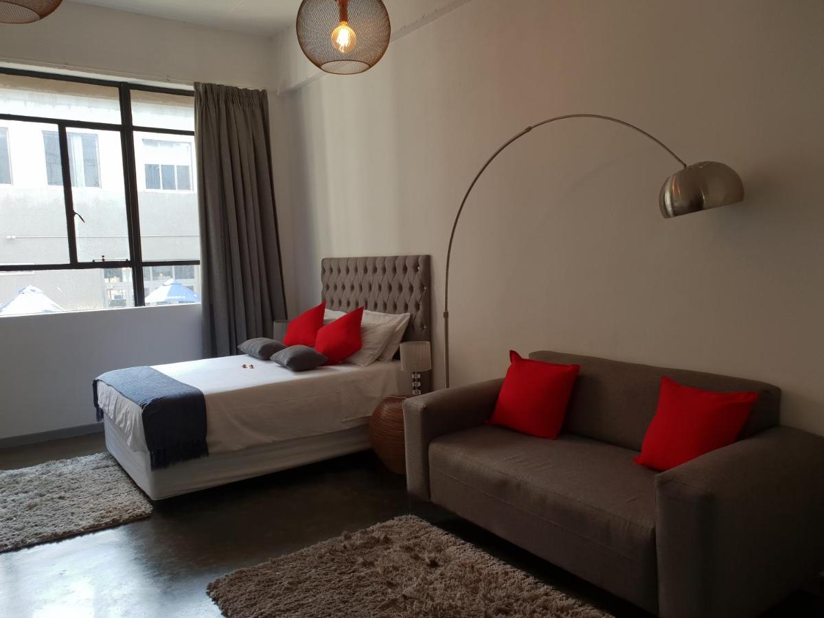 Suitetrails - Maboneng Precinct Apartment