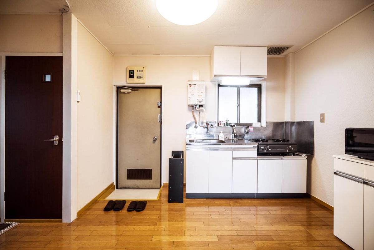 Murata Corpo 305 - Housity