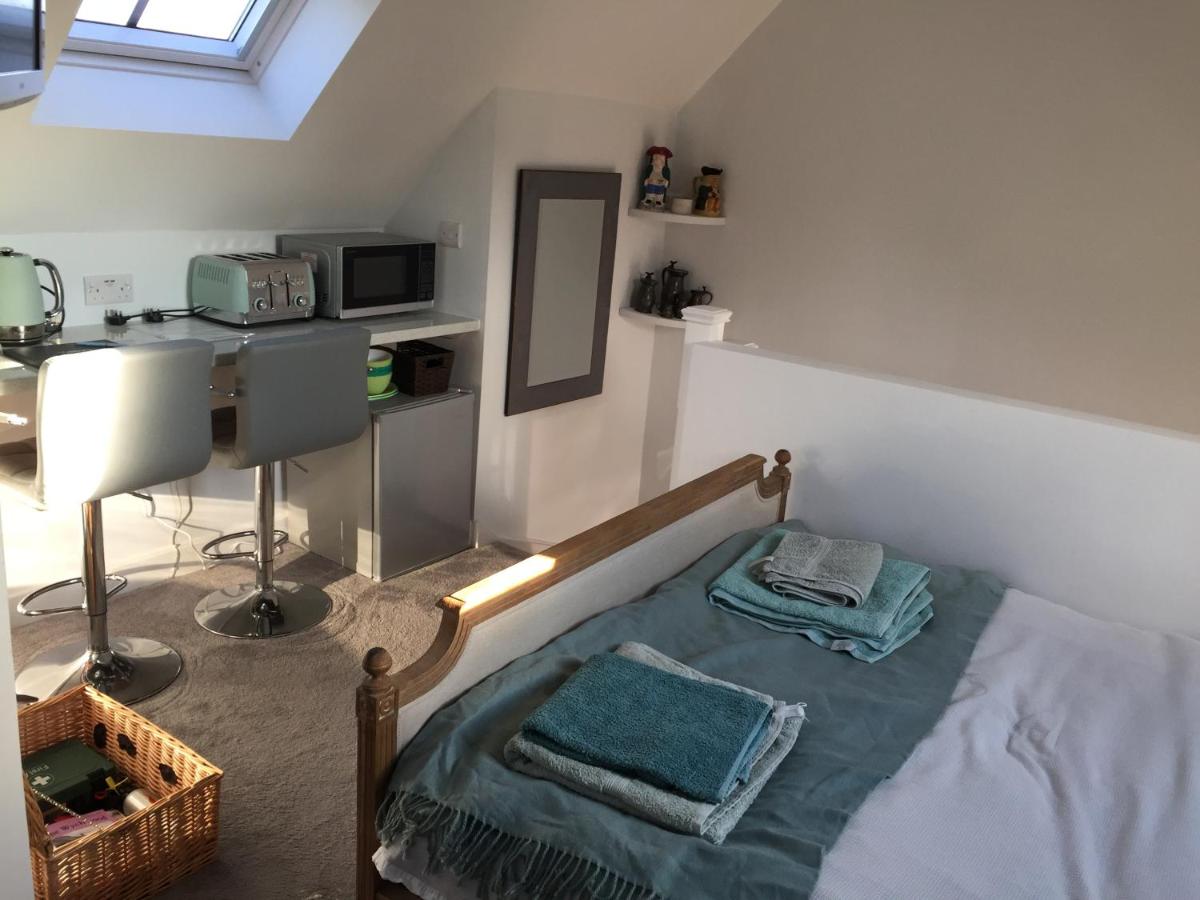 Oliver's Studio at Oliver's Yard - Housity