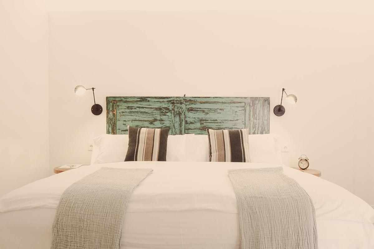 Smoix hotel - Housity