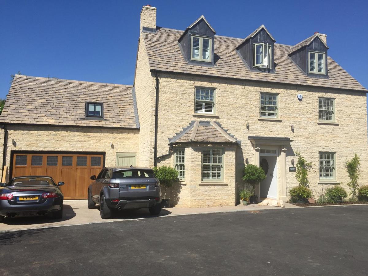 Oliver's Studio at Oliver's Yard - Housity