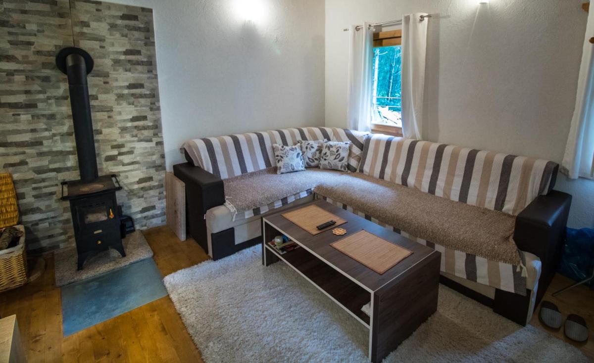 Cabin House Hidden Nest - Housity