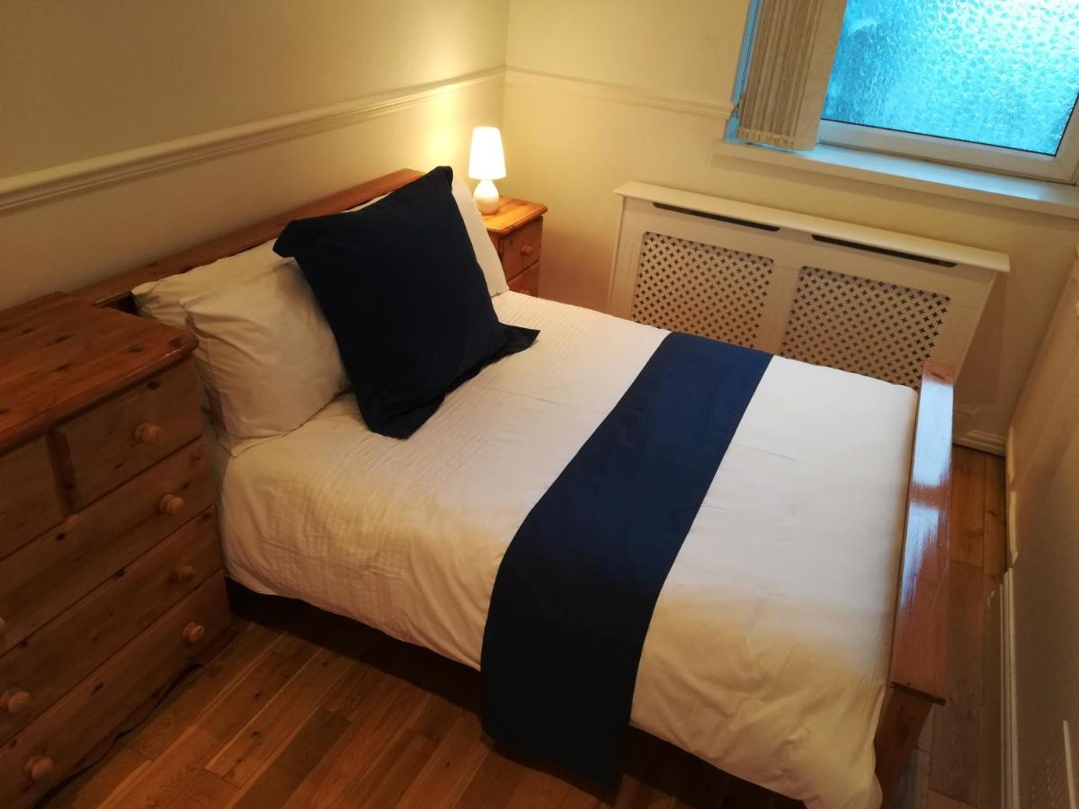 Bright and Airy, 1 Bedroom, Ground Floor Apartment, Uplands, Swansea - Housity