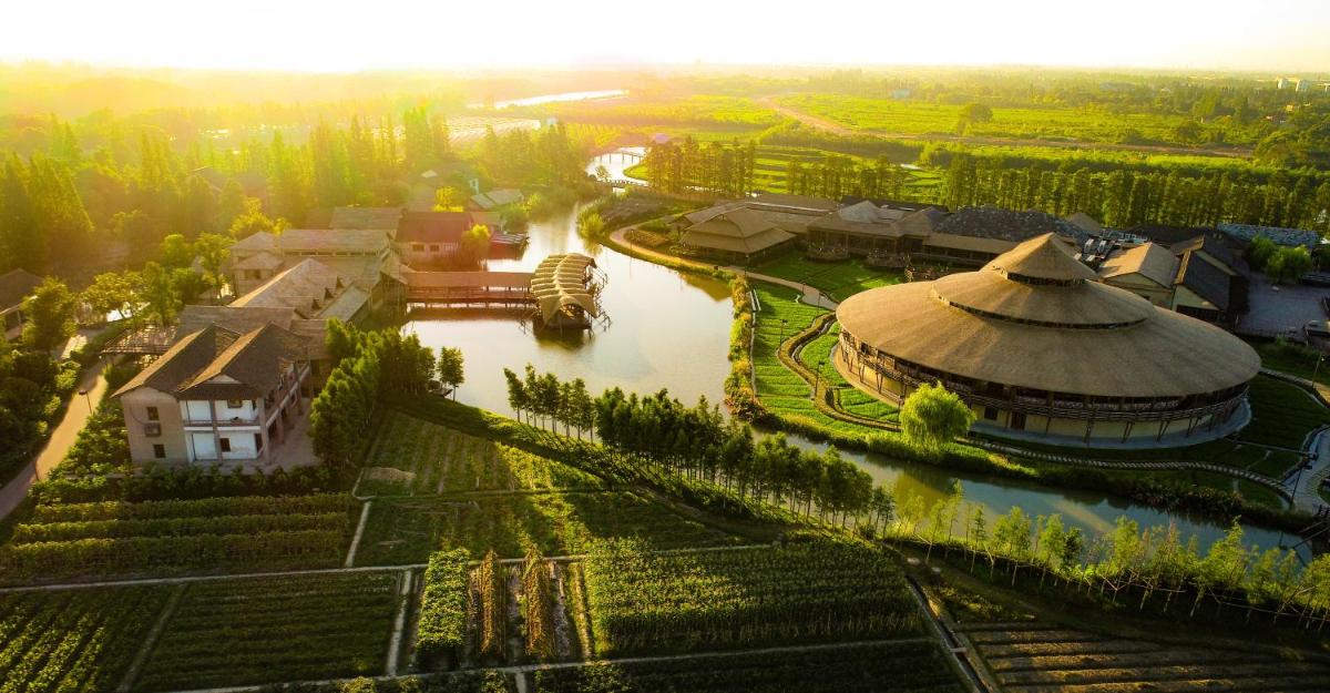 Wuzhen Wu Cun (In Xizha Scenic Area - ticket included) - Housity