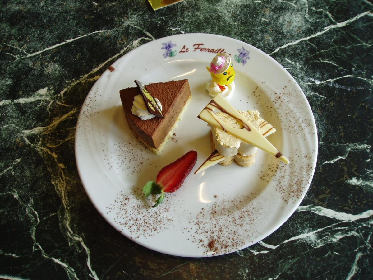Nourriture dans l'hôtel ou à proximité