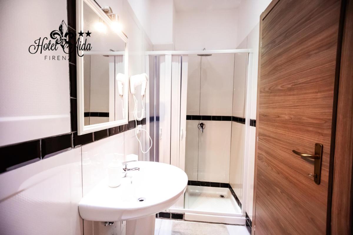 Hotel Aida - Housity