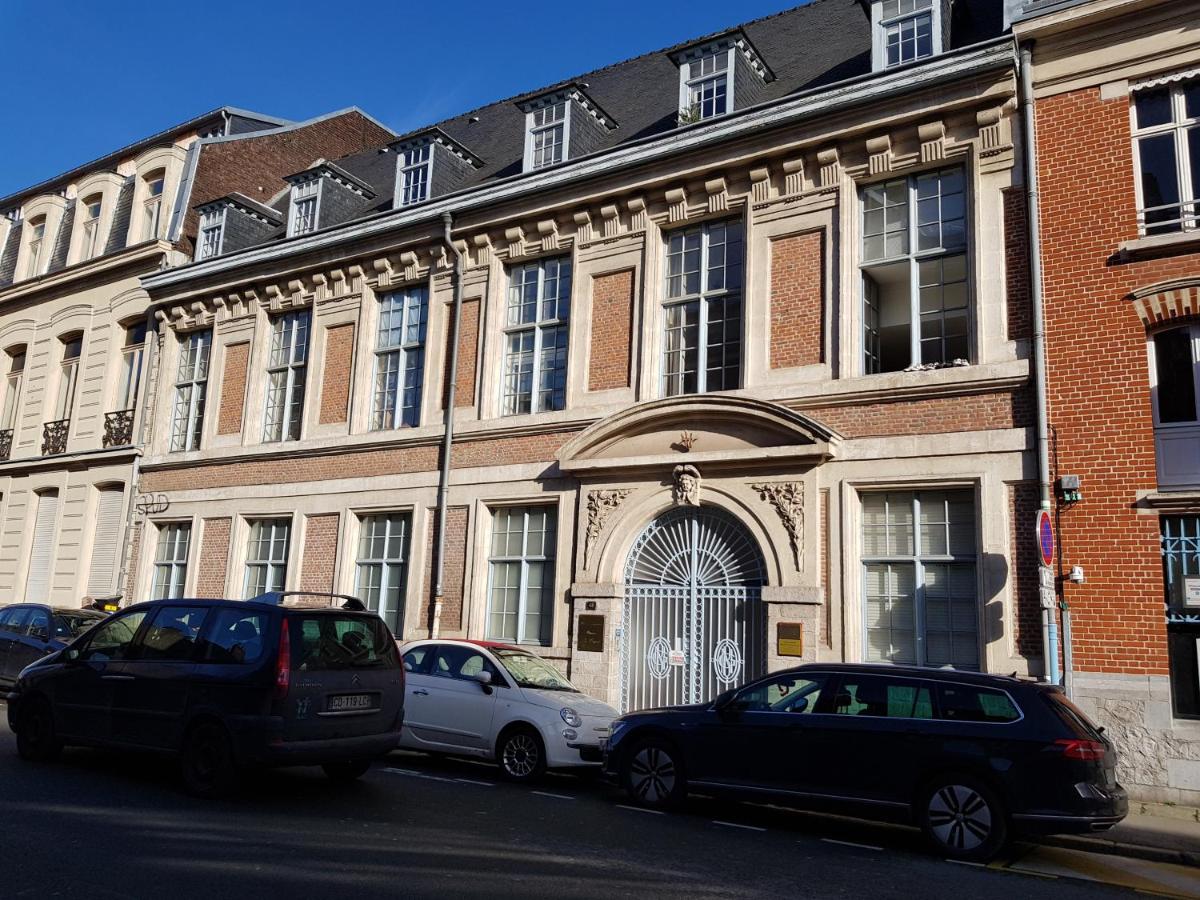 Lille centre parking privé gratuit très calme - Housity