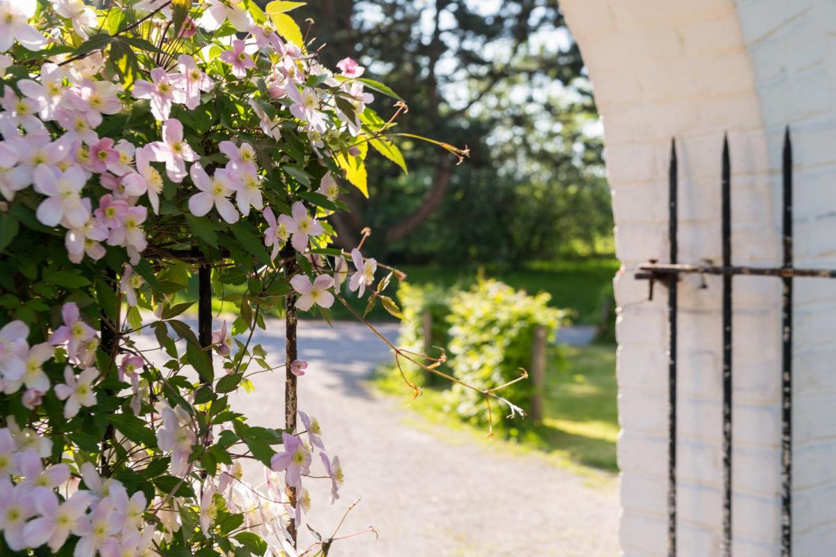 La Ferme Blanche, The Originals Relais - Housity