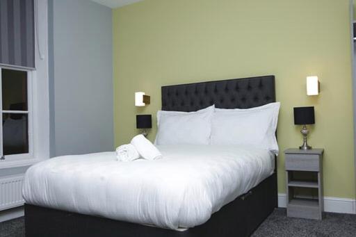 The Spring Bank APARTHOTEL - Housity