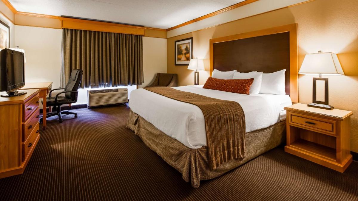 Best Western Plus Sidney Lodge - Housity