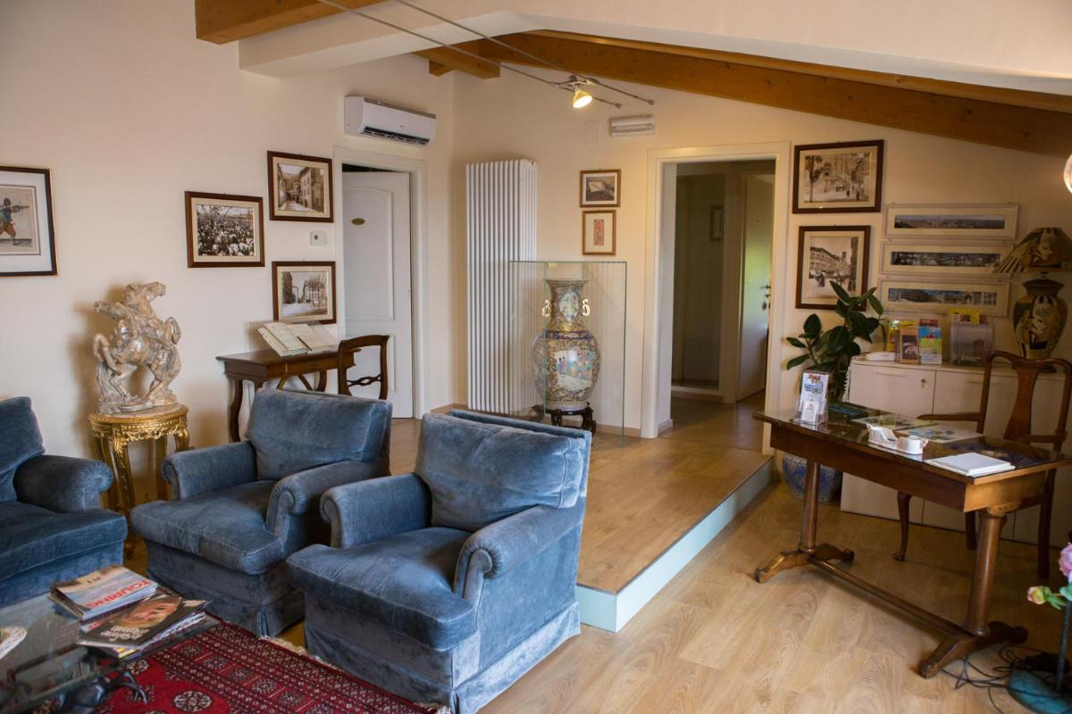 B&B Spring - Housity