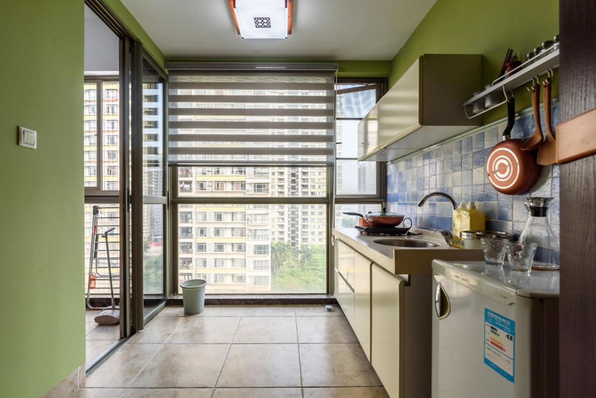 Haikou Longhua·Bauhinia Department Store· Locals Apartment 00150290 - Housity