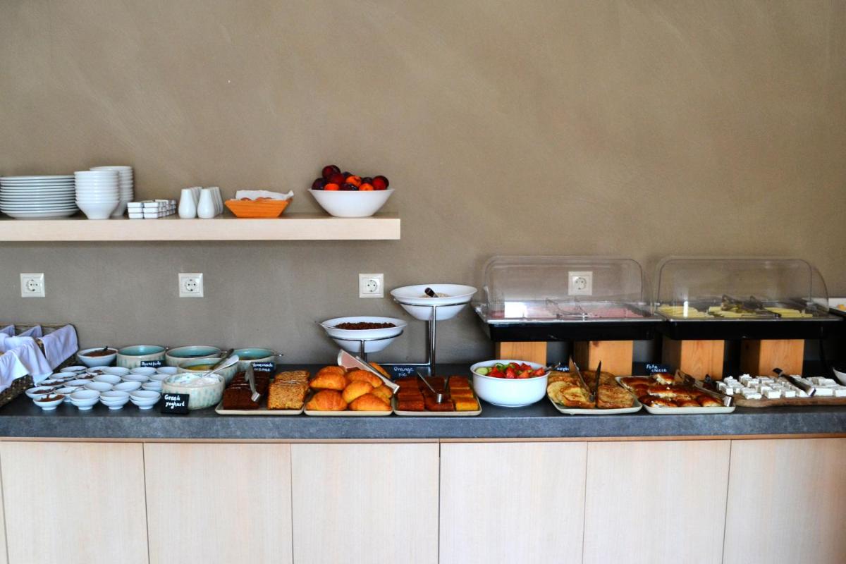 Issalos Studios - Housity