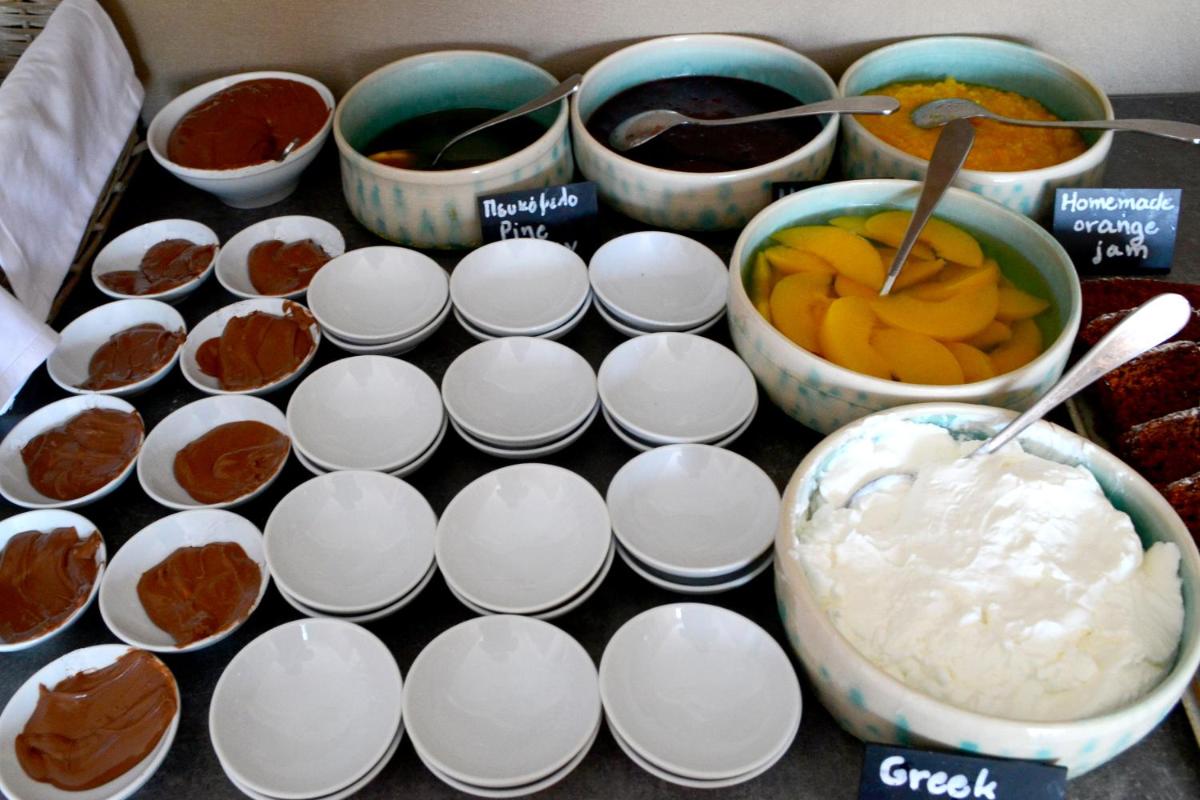 Issalos Studios - Housity