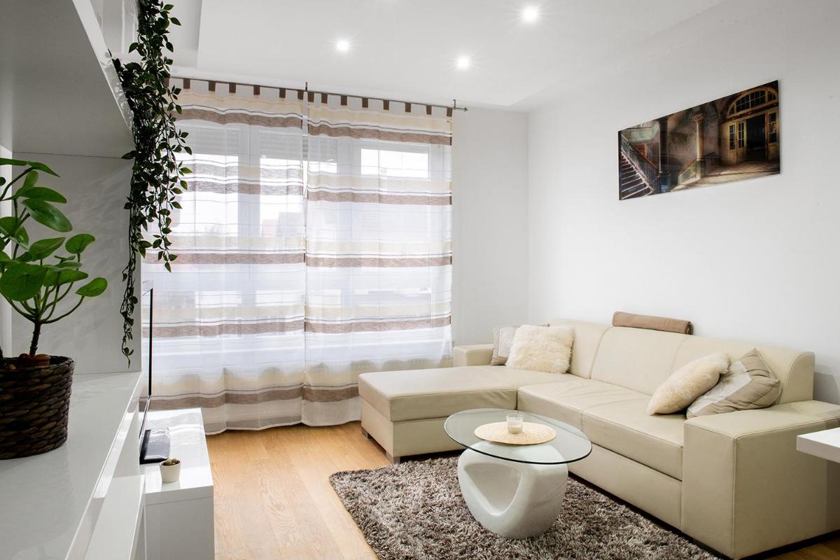 Sauna - Flexible SelfCheckIns 6 - Zagreb - Garage - Electric vehicle ccharger - Loggia - New - Luxury - Apartments Repinc 6 - Housity