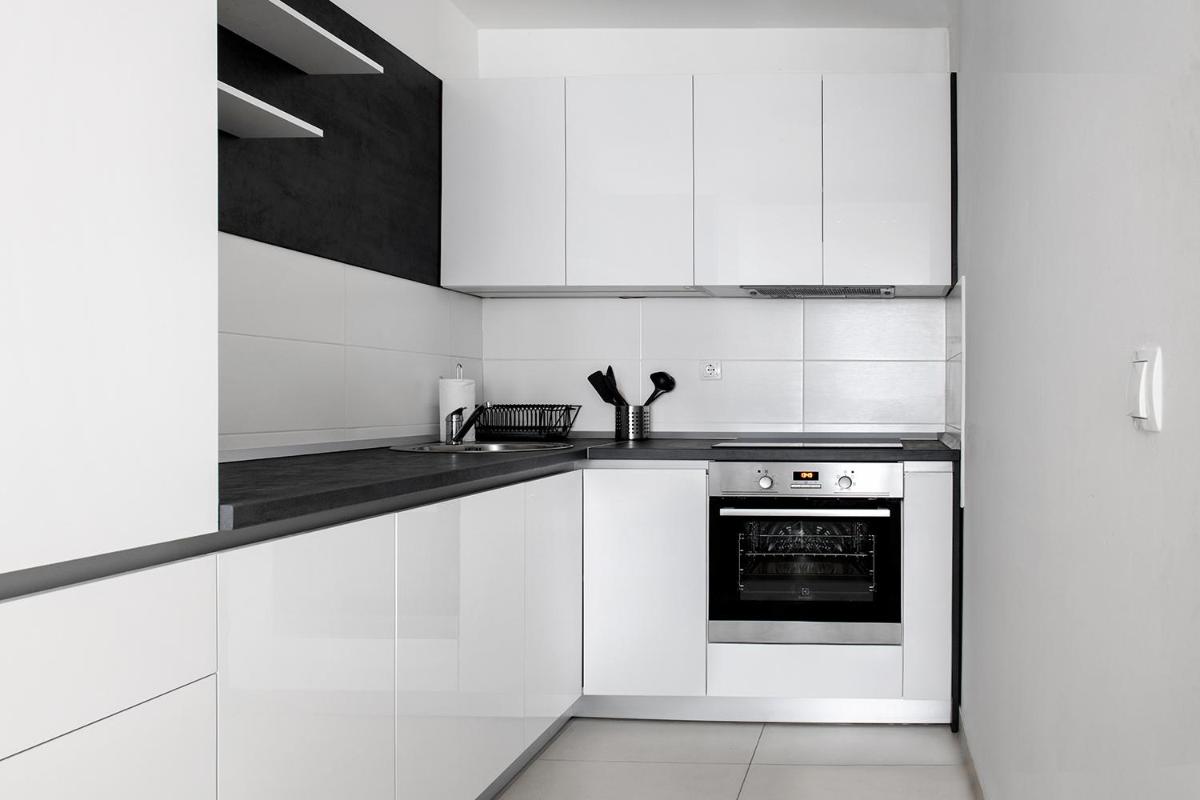 Sauna - Flexible SelfCheckIns 6 - Zagreb - Garage - Electric vehicle ccharger - Loggia - New - Luxury - Apartments Repinc 6 - Housity