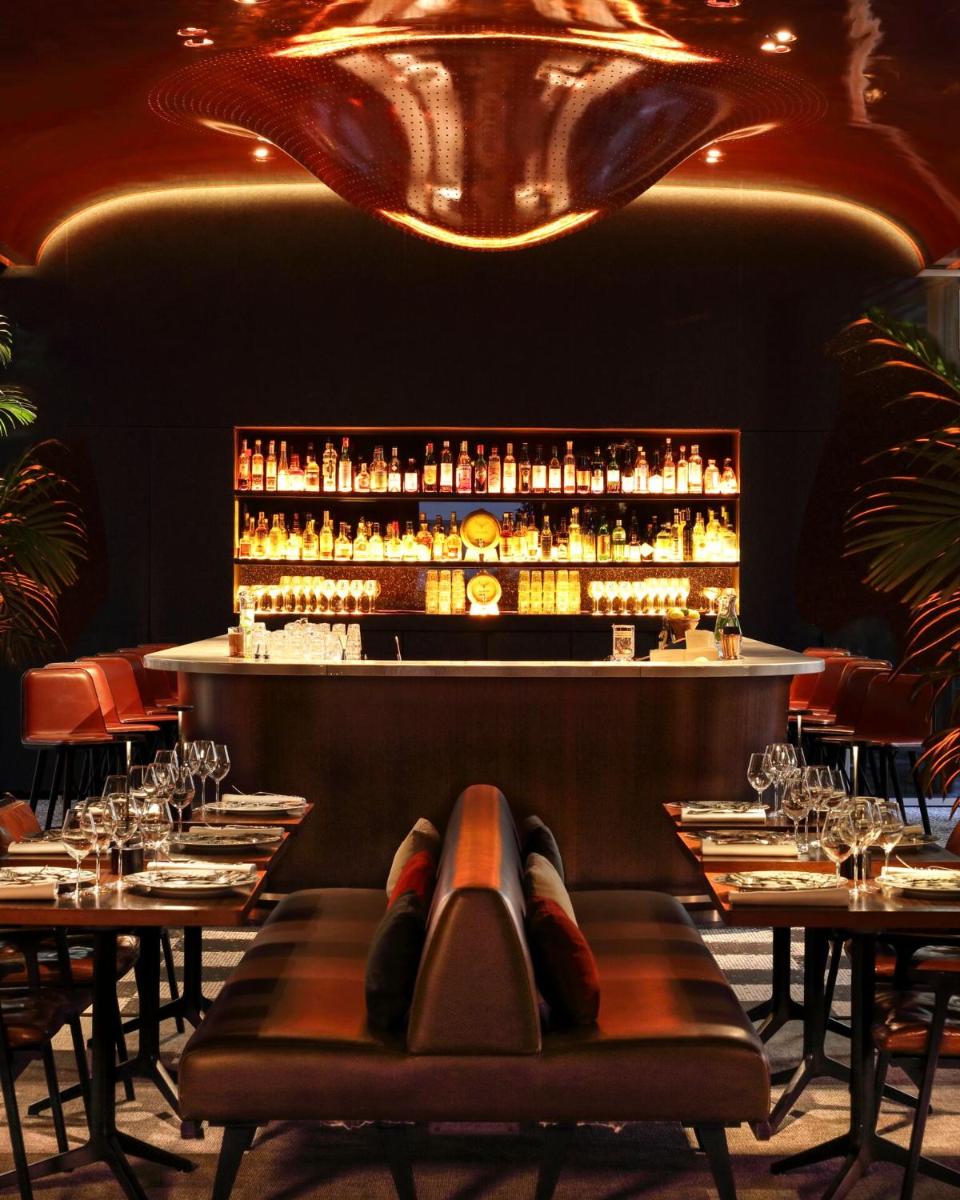 Boissons dans l'établissement Hotel Les Bains Paris